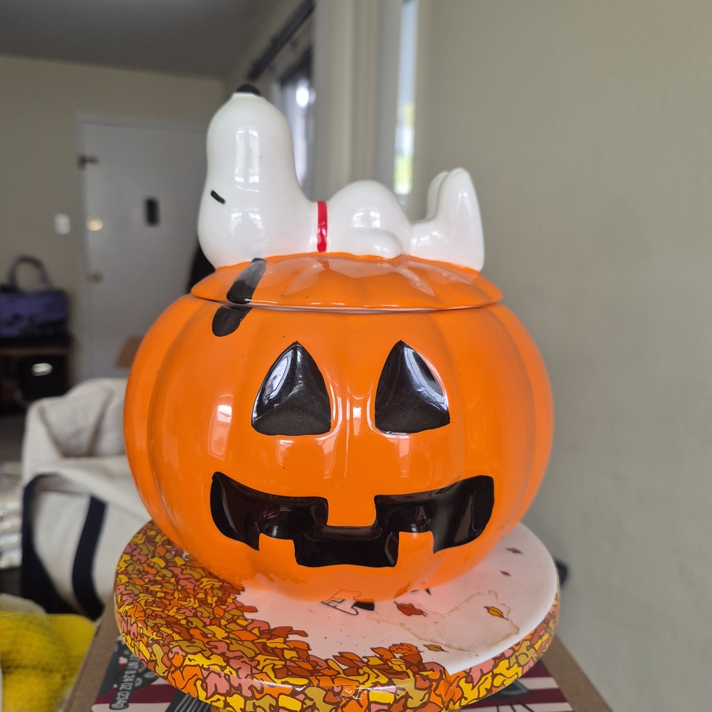 Snoopy Halloween Pumpkin Candy Jar - Orange and Black Ceramic